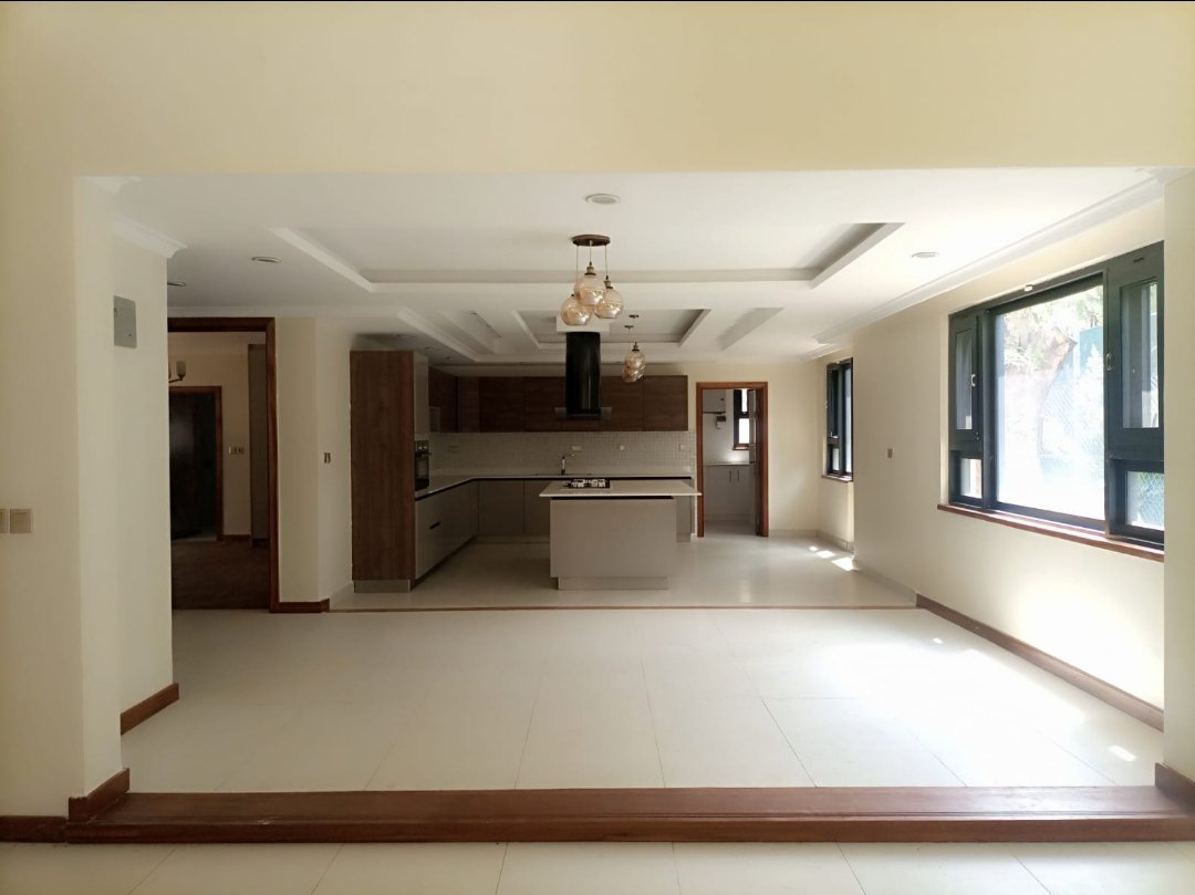 Modern 5 bedroom Villa sitting on 2 Acres, Lavington