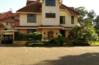 Beautiful 6 Bedroom with DSQ For Sale in Lavington