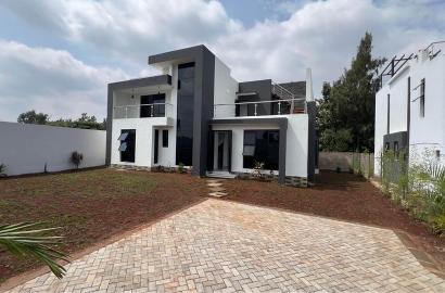 Stunning 5-Bedroom Mansions for Sale in Ruiru Mugutha